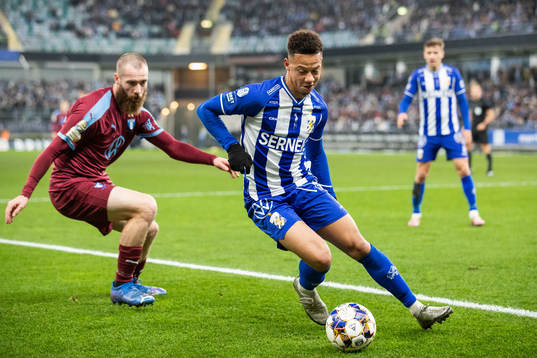 Malmö FFs Jo Inge Berget och IFK Göteborgs Tobias Sana