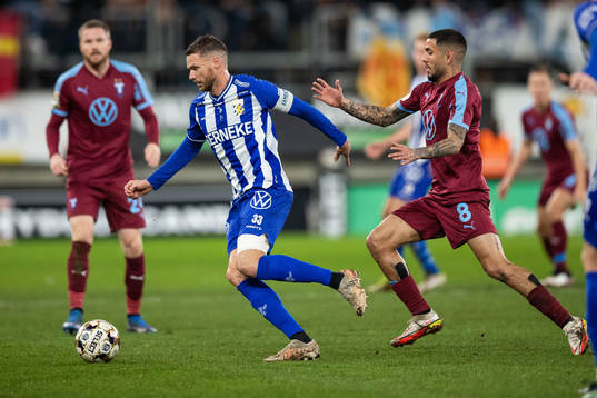 IFK Göteborgs Marcus Berg och Malmö FFs Sergio Pena