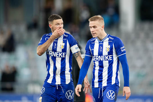 IFK Göteborgs Marcus Berg och Oscar Wendt deppar