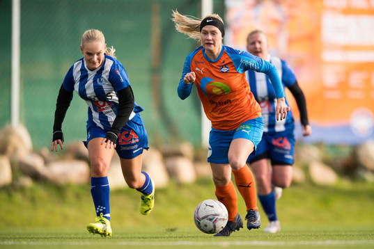 Jonstorps Ellen Ejlertsson och Vejbys Felicia Billermark