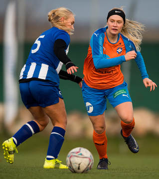 Jonstorps Ellen Ejlertsson och Vejbys Felicia Billermark
