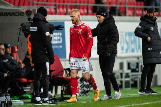 Kalmars Nils Fröling och tränare Henrik Rydström