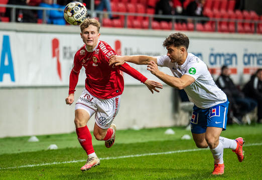 Kalmars Victor Backman och IFK Norrköpings Yahav Gurfinkel