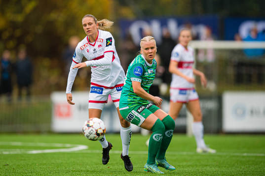 Lisa Fjeldstad Naalsund of Sandviken and Julie Austdal of