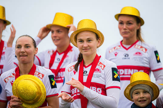 Marit Bratberg Lund and Vilde Hasund of Sandviken