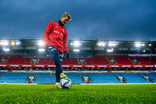Bläddra bland fler bilder av Football, FIFA World Cup Qualifier, Norway, training