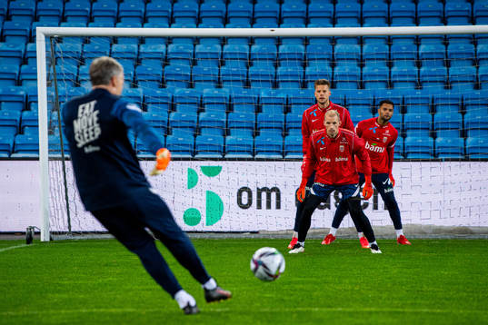 Goalkeepers André Hansen, Ørjan Håskjold Nyland and Sten