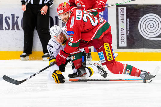 Västerås Jimmie Jansson-Lorek och Modos Sam Vigneault