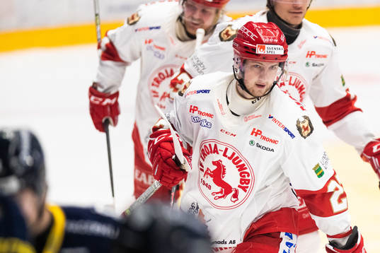 Troja/Ljungbys William Romfors jublar