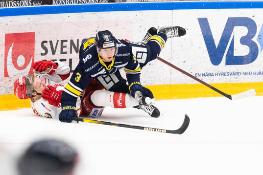 s Daniel Bertov och Troja/Ljungbys Jesper Emanuelsson