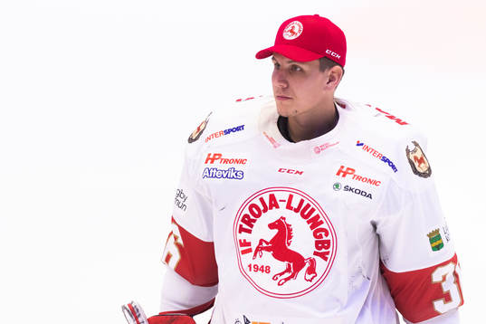 Troja/Ljungbys målvakt Wictor Ragnewall deppar