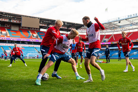 Morten Thorsby, Andreas Hanche-Olsen and Fredrik Aursnes of