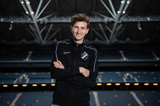 Bläddra bland fler bilder av Fotboll, Allsvenskan, AIK, Martin Falk, Porträtt