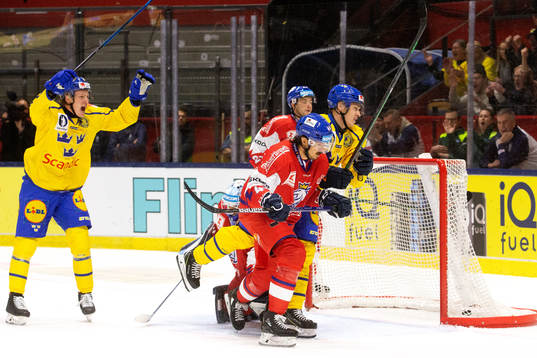 Pontus Holmberg gör 1-0