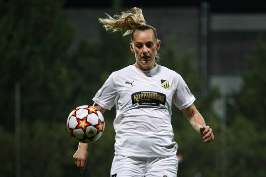 Stina Blackstenius of Häcken