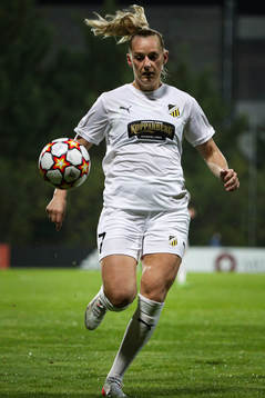 Stina Blackstenius of Häcken
