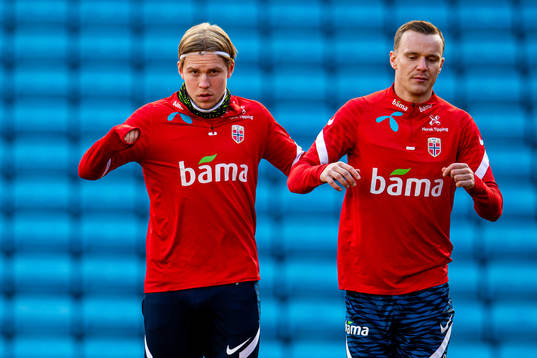 Jens Petter Hauge and Marius Lode of the Norwegian national