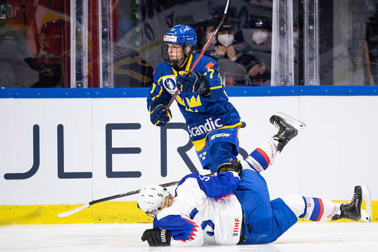 Emma Nordin of Sweden and Lenka Curmova of Slovakia