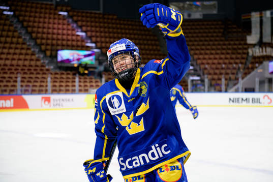Josefin Bouveng of Sweden celebrates the 0-3 goal