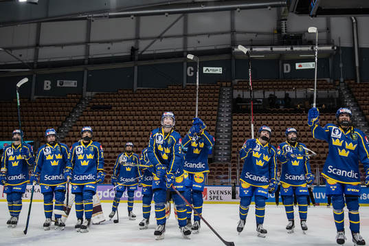 Players of Sweden celebrate