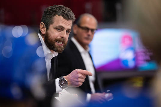 head coach Ulf Lundberg of Sweden