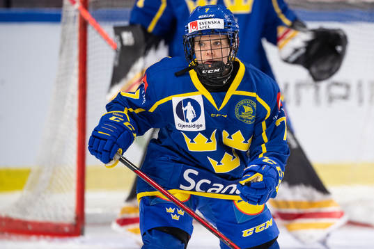 Linnea Hedin of Sweden