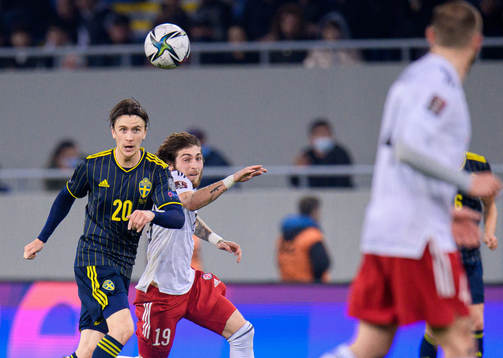Kristoffer Olsson of Sweden and Giorgi Tsitaishvili of