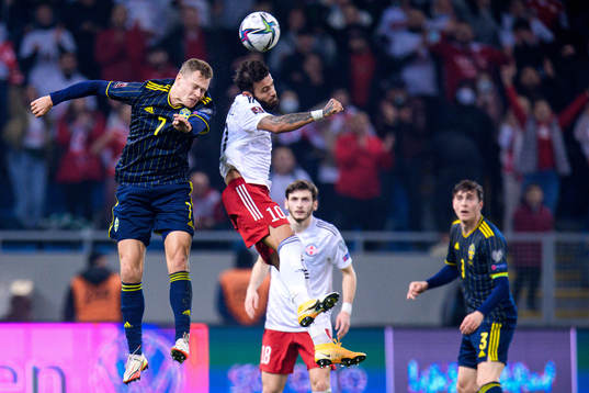 Viktor Claesson of Sweden and Tornike Okriashvili of Georgia