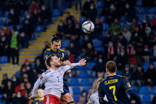 Otar Kakabadze of Georgia and Zlatan Ibrahimovic of Sweden