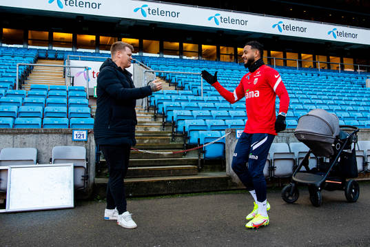 John Arne Riise and Joshua King of the Norwegian national