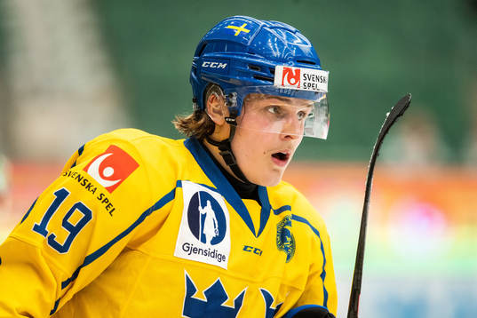 Milton Oscarson of Sweden