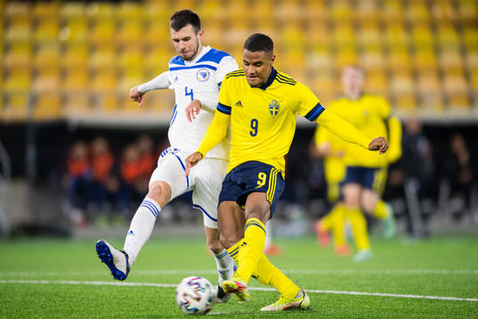 Amin Sarr of Sweden and Dorde Milojevic of