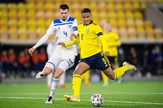 Amin Sarr of Sweden and Dorde Milojevic of