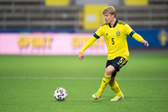 Daniel Svensson of Sweden