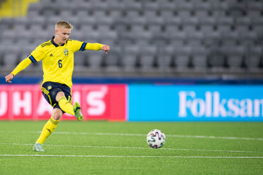 Carl Gustavsson of Sweden