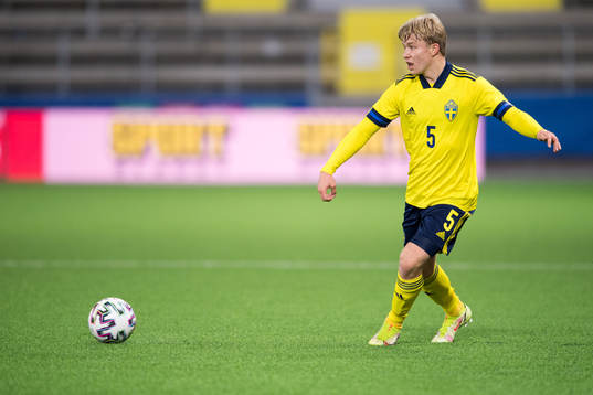 Daniel Svensson of Sweden
