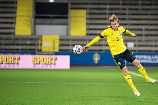 Daniel Svensson of Sweden