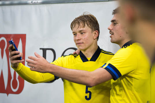 Daniel Svensson and Tim Prica of Sweden celebrates