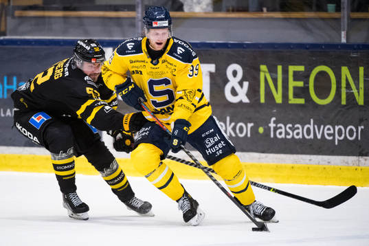 Västerås August Tornberg och Södertäljes Brett Pollock