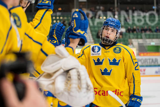 Liam Öhgren of Sweden celebrates