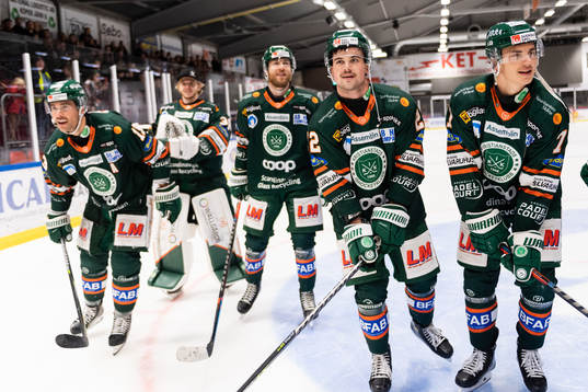 Kristianstads spelare jublar