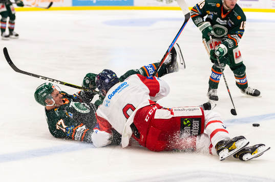 Kristianstads 0Herman Hansson och Västerviks William Wiå
