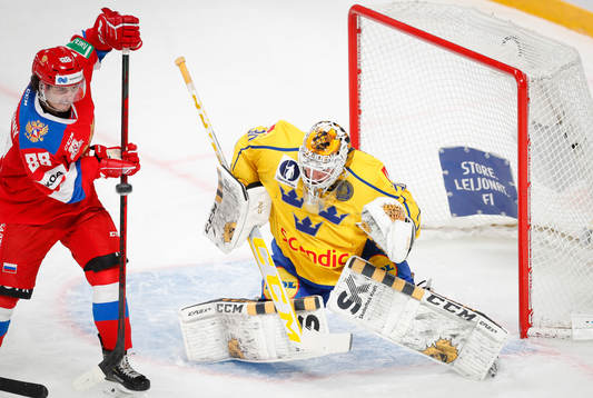 Nikita Tertyshny of Russia and Gustaf Lindvall of Sweden