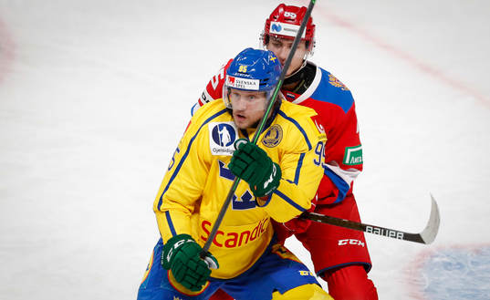 Jacob De La Rose of Sweden and Shakir Mukhamadullin of