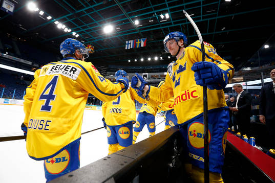 Emil Djuse and Carl Klingberg of Sweden