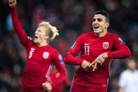 Mohamed Elyounoussi of Norway celebrates