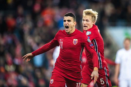 Mohamed Elyounoussi of Norway celebrates