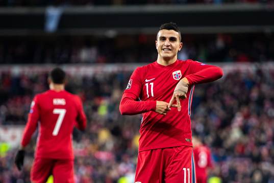 Mohamed Elyounoussi of Norway celebrates