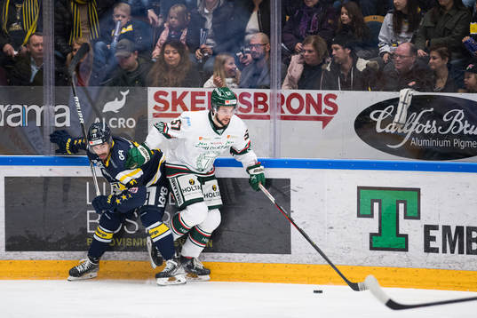 s Tyler Vesel och Tingsryds Martin Mellberg