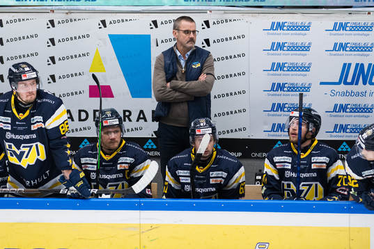 s tränare Tommy Samuelsson